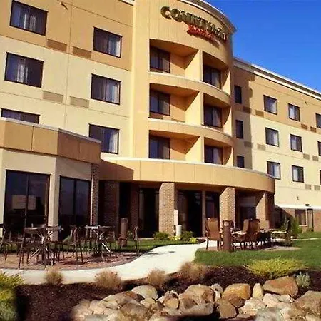 Hotel Courtyard Lima